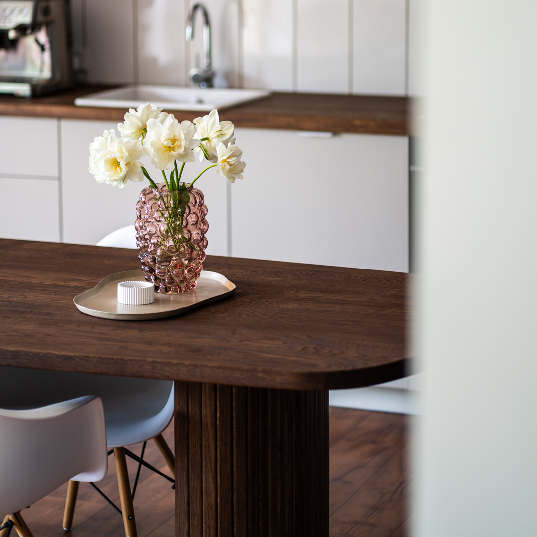 Tisch_Eiche_Select_Rille